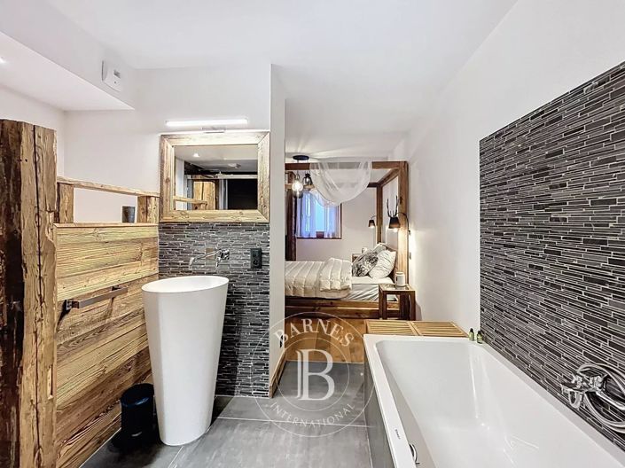 Image No.18-2 Bed Apartment for sale