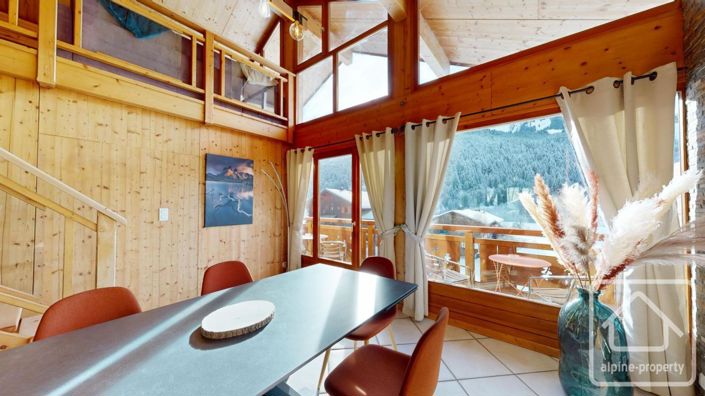 Image No.10-5 Bed Apartment for sale