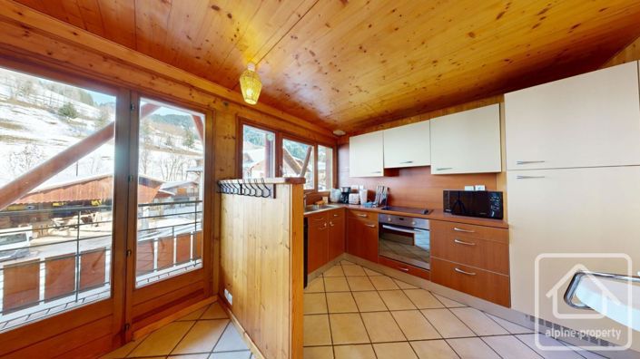 Image No.12-5 Bed Apartment for sale