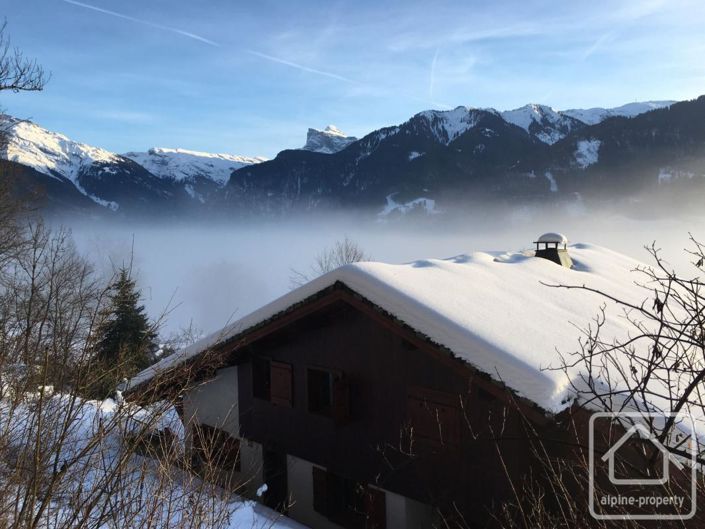 Image No.4-7 Bed Property for sale