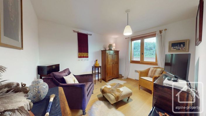 Image No.60-7 Bed Property for sale