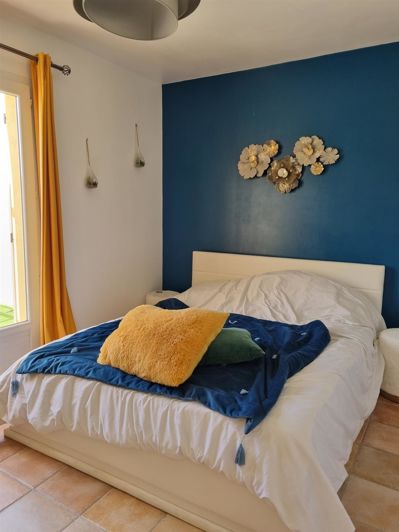 Image No.16-3 Bed House for sale