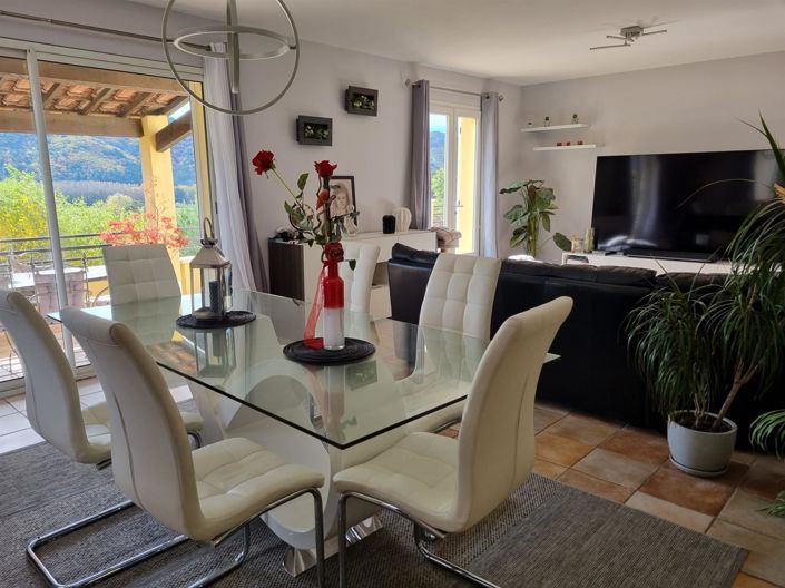 Image No.9-3 Bed House for sale