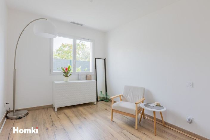 Image No.12-3 Bed House for sale