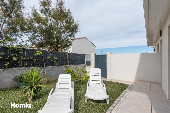 Image No.17-3 Bed House for sale