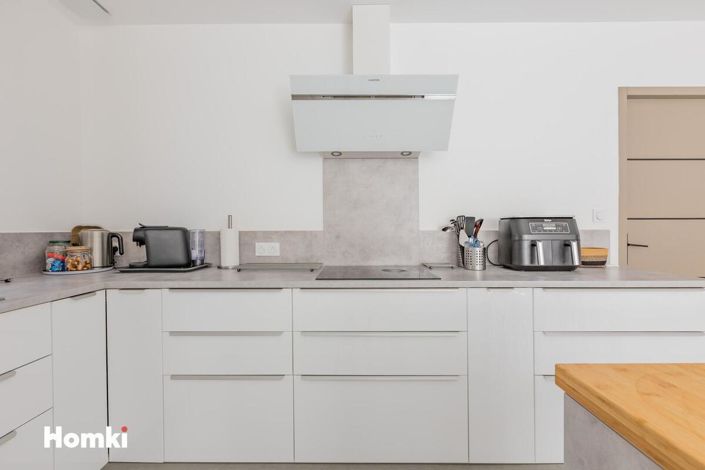 Image No.9-3 Bed House for sale