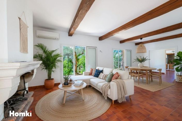 Image No.2-3 Bed House for sale