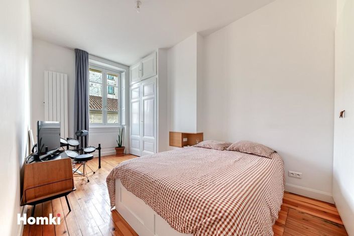 Image No.14-3 Bed Apartment for sale