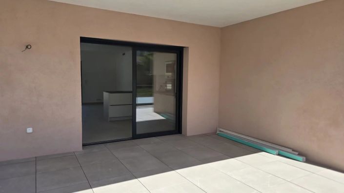 Image No.16-3 Bed Apartment for sale