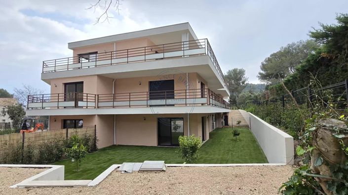 Image No.3-3 Bed Apartment for sale