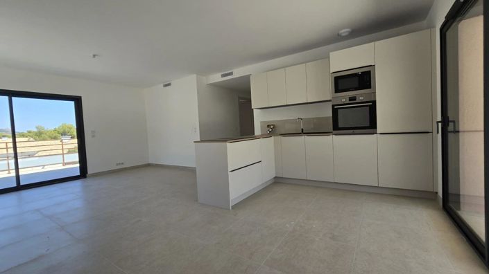 Image No.5-Appartement de 3 chambres à vendre à Saint-Raphael