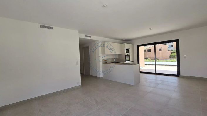 Image No.7-3 Bed Apartment for sale