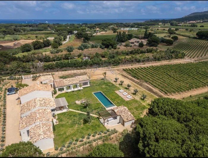 Image No.12-5 Bed House for sale