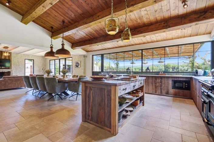 Image No.5-5 Bed House for sale