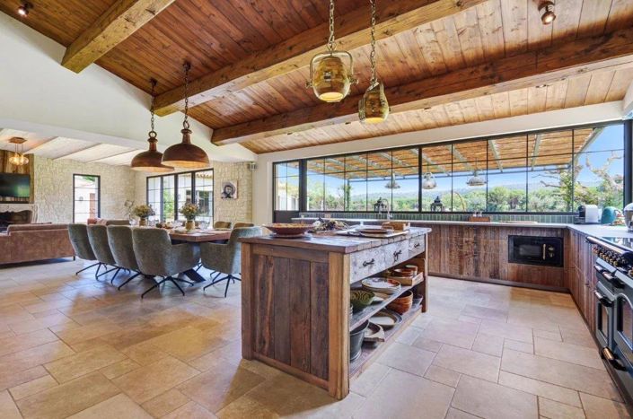 Image No.5-5 Bed House for sale