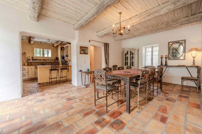 Image No.4-5 Bed House for sale