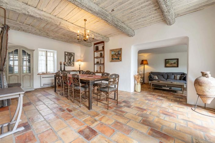 Image No.5-5 Bed House for sale