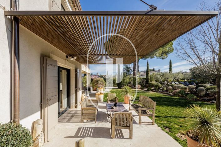 Image No.13-4 Bed House for sale