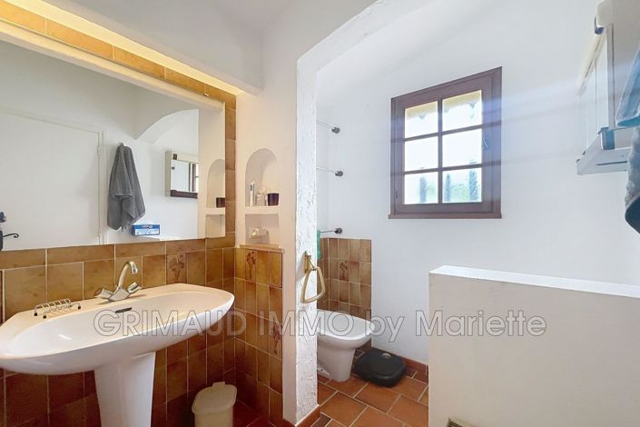 Image No.11-4 Bed House for sale