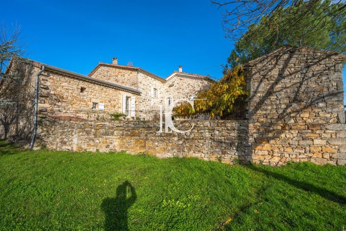 Image No.32-5 Bed House for sale