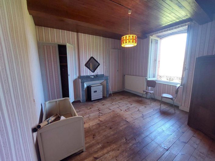 Image No.15-8 Bed House for sale