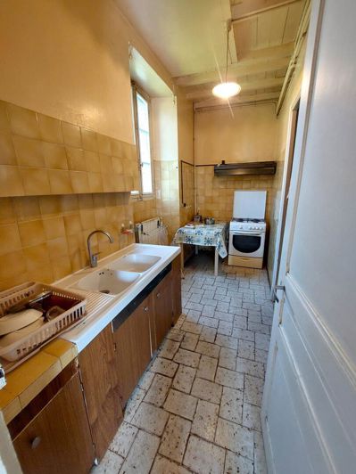 Image No.7-8 Bed House for sale