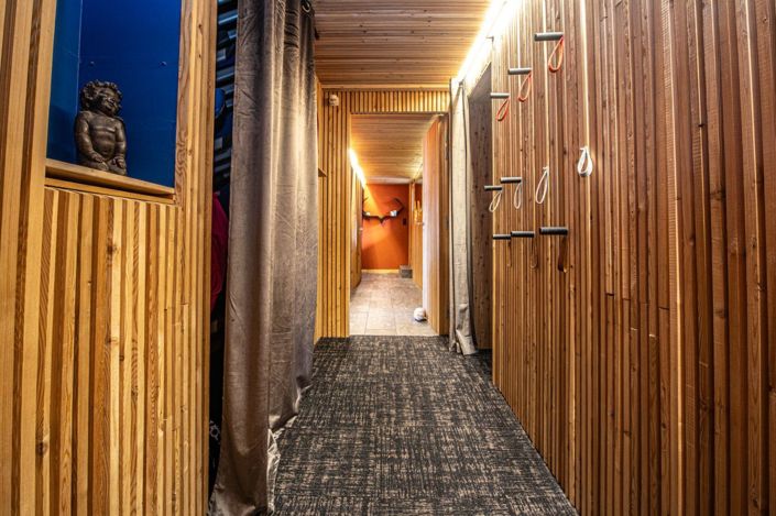 Image No.14-6 Bed Apartment for sale