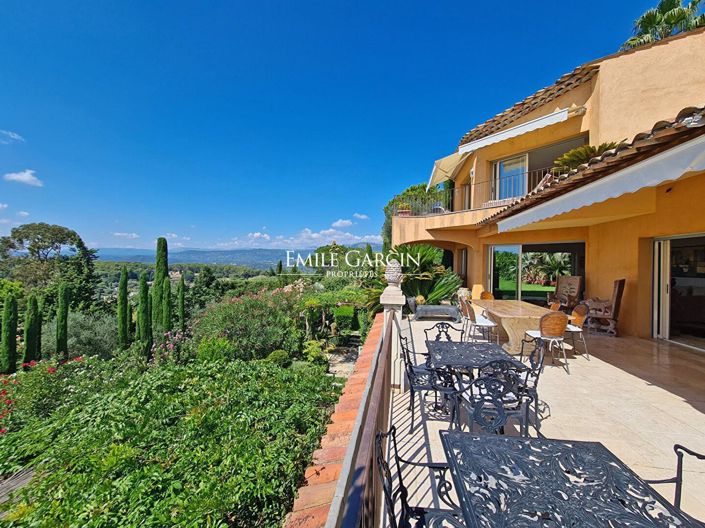 Image No.6-7 Bed House for sale