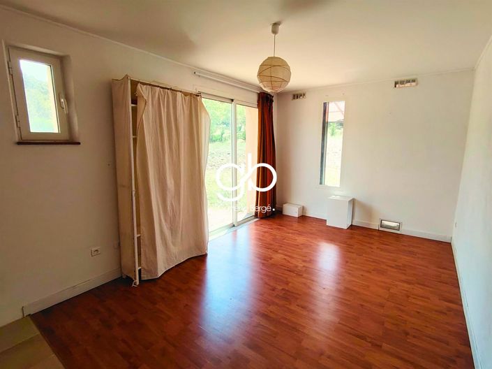 Image No.7-Maison de 3 chambres à vendre à Bouquet