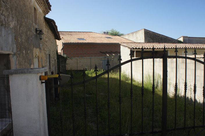 Image No.11-2 Bed House for sale