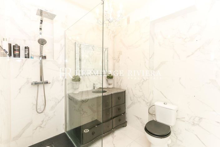 Image No.20-2 Bed Apartment for sale