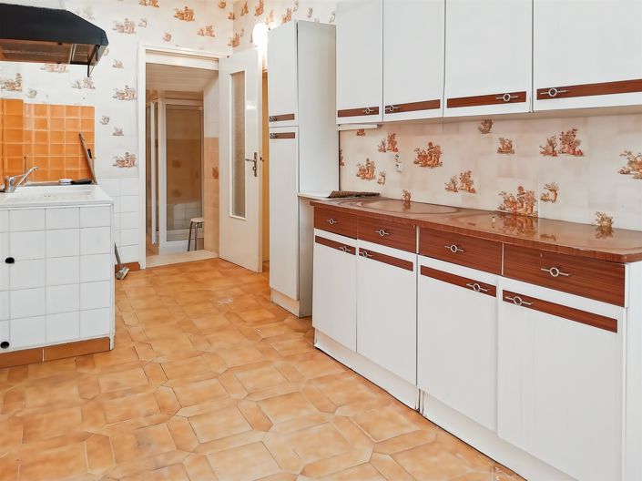 Image No.15-5 Bed House for sale