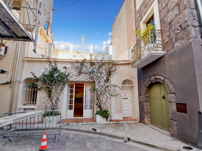 Image No.21-5 Bed House for sale