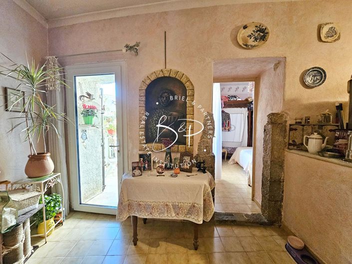 Image No.12-1 Bed Apartment for sale