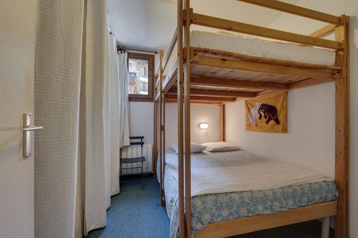 Image No.12-2 Bed Apartment for sale