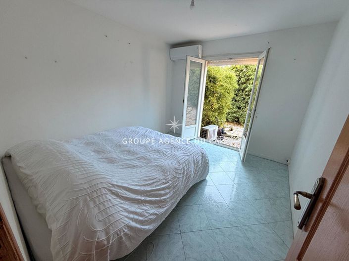 Image No.9-3 Bed House for sale