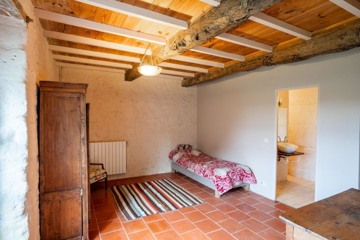 Image No.14-3 Bed House for sale