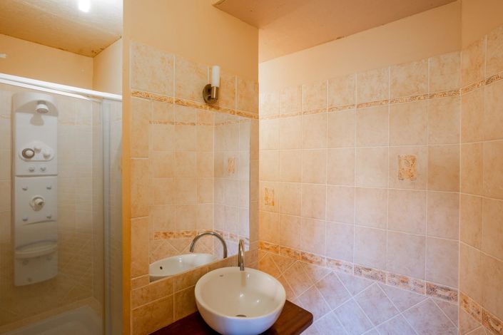 Image No.15-3 Bed House for sale