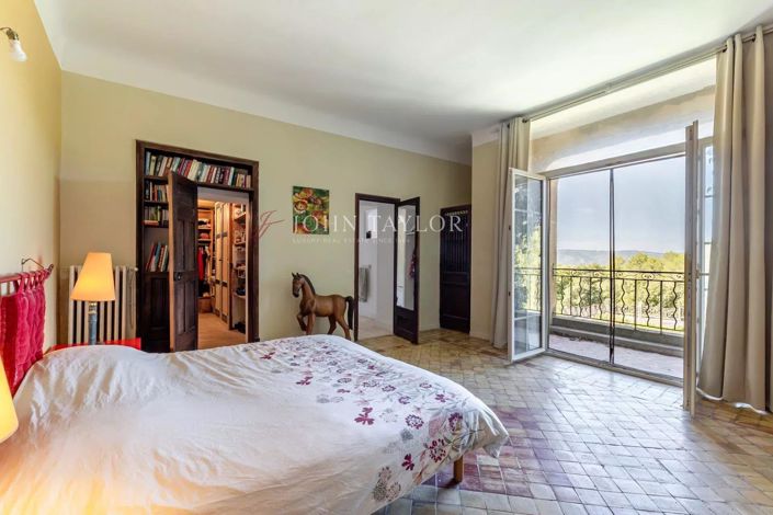 Image No.19-Maison de 9 chambres à vendre à Cadenet