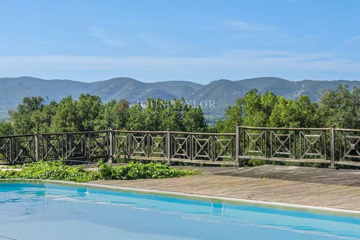 Image No.3-Maison de 9 chambres à vendre à Cadenet