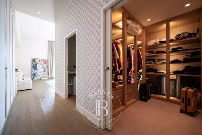 Image No.10-Apartment for sale