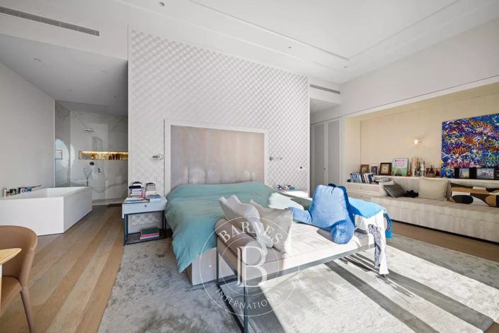 Image No.11-Apartment for sale