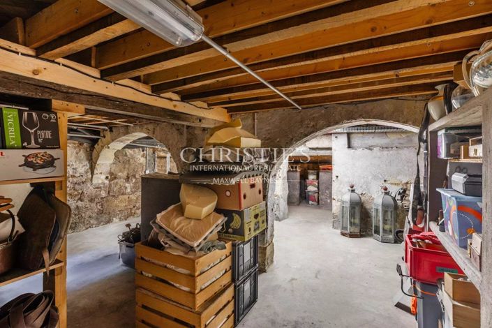 Image No.13-5 Bed House for sale