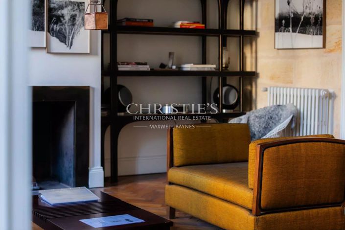 Image No.16-5 Bed House for sale