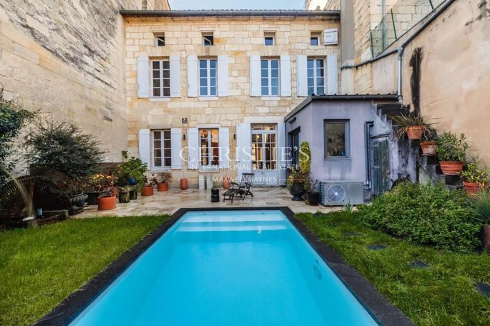 Image No.6-5 Bed House for sale