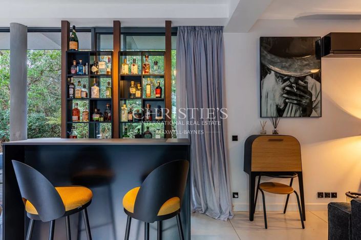 Image No.7-5 Bed House for sale