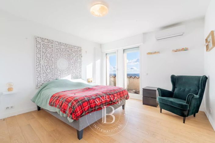 Image No.23-Maison de 4 chambres à vendre à Grasse