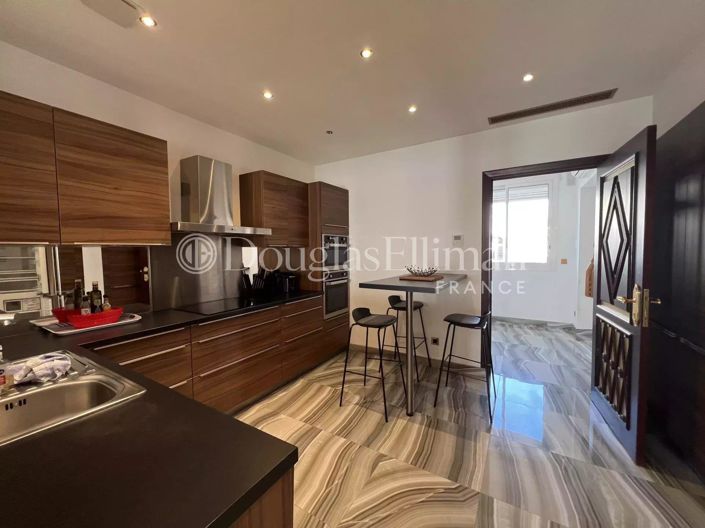 Image No.3-4 Bed Apartment for sale