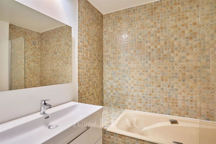 Image No.13-1 Bed Apartment for sale