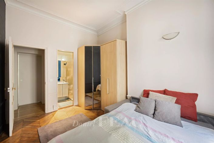 Image No.9-3 Bed Apartment for sale